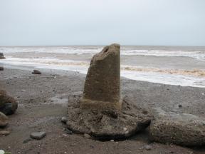 Greenwich Meridian Marker; England; East Yorkshire; Tunstall